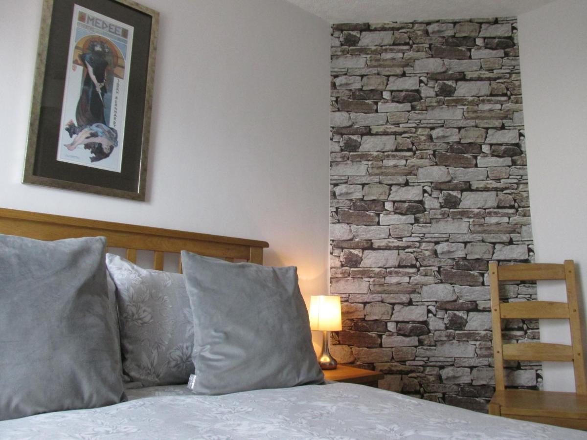 No 3 Bed & Breakfast Penrith Exterior photo