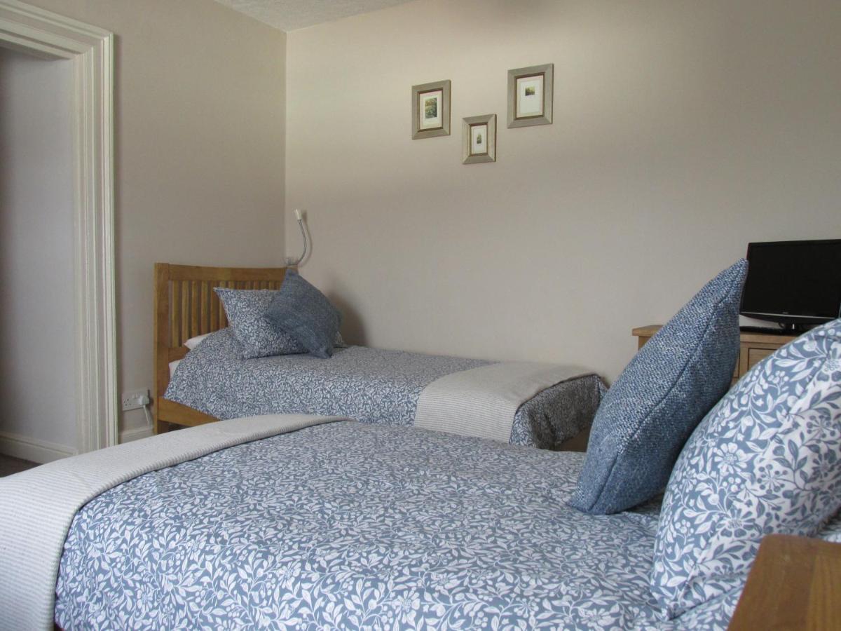 No 3 Bed & Breakfast Penrith Exterior photo